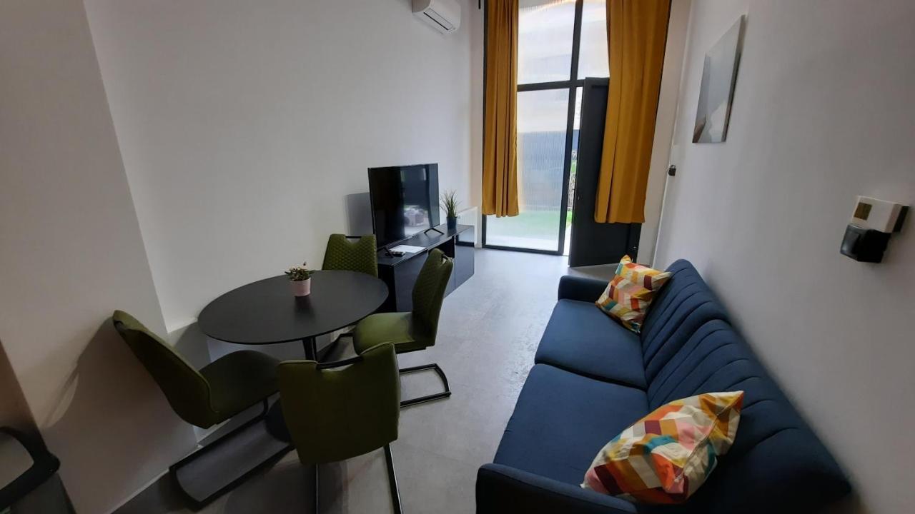 Hi-Bp In-Budapest Studio Apartman 2 Free Parking ภายนอก รูปภาพ