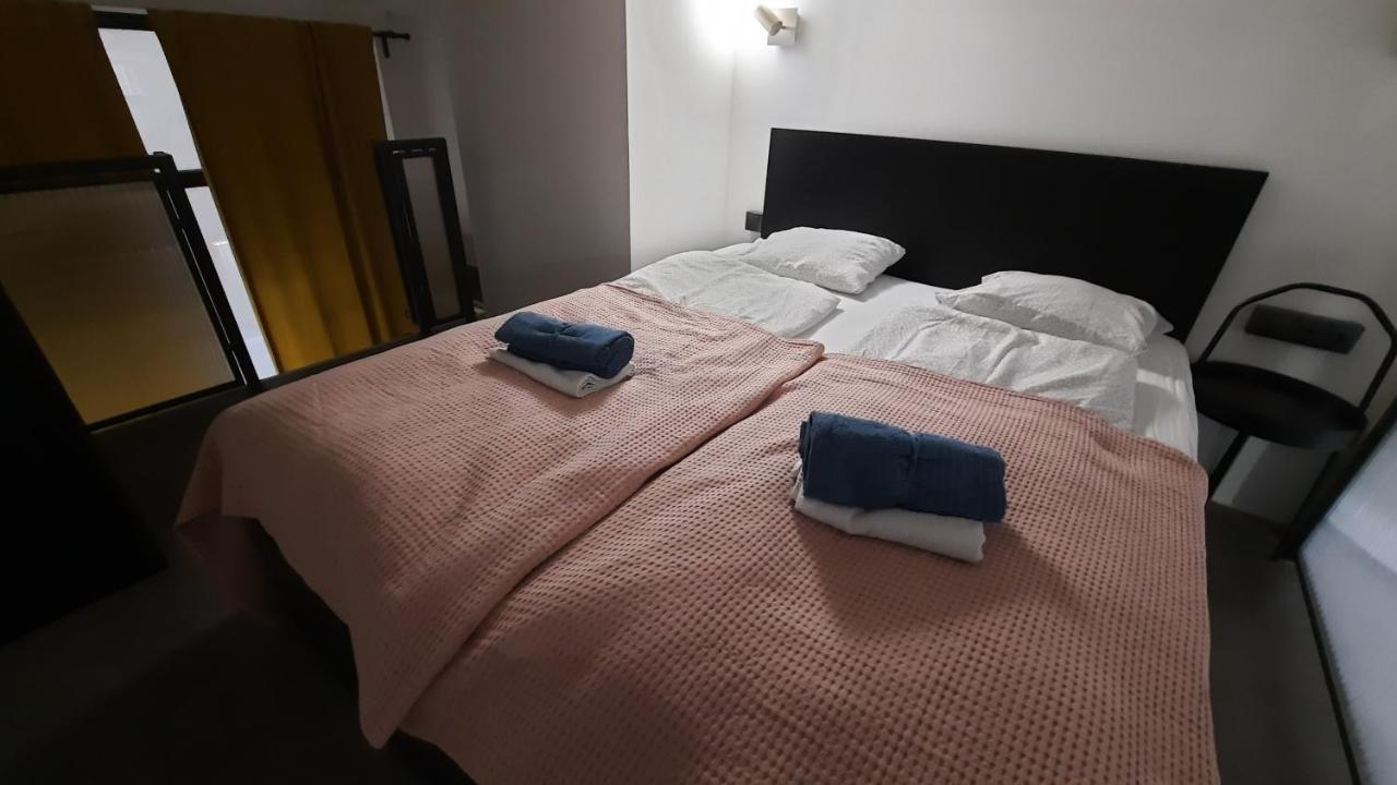 Hi-Bp In-Budapest Studio Apartman 2 Free Parking ภายนอก รูปภาพ