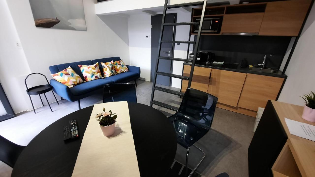 Hi-Bp In-Budapest Studio Apartman 2 Free Parking ภายนอก รูปภาพ